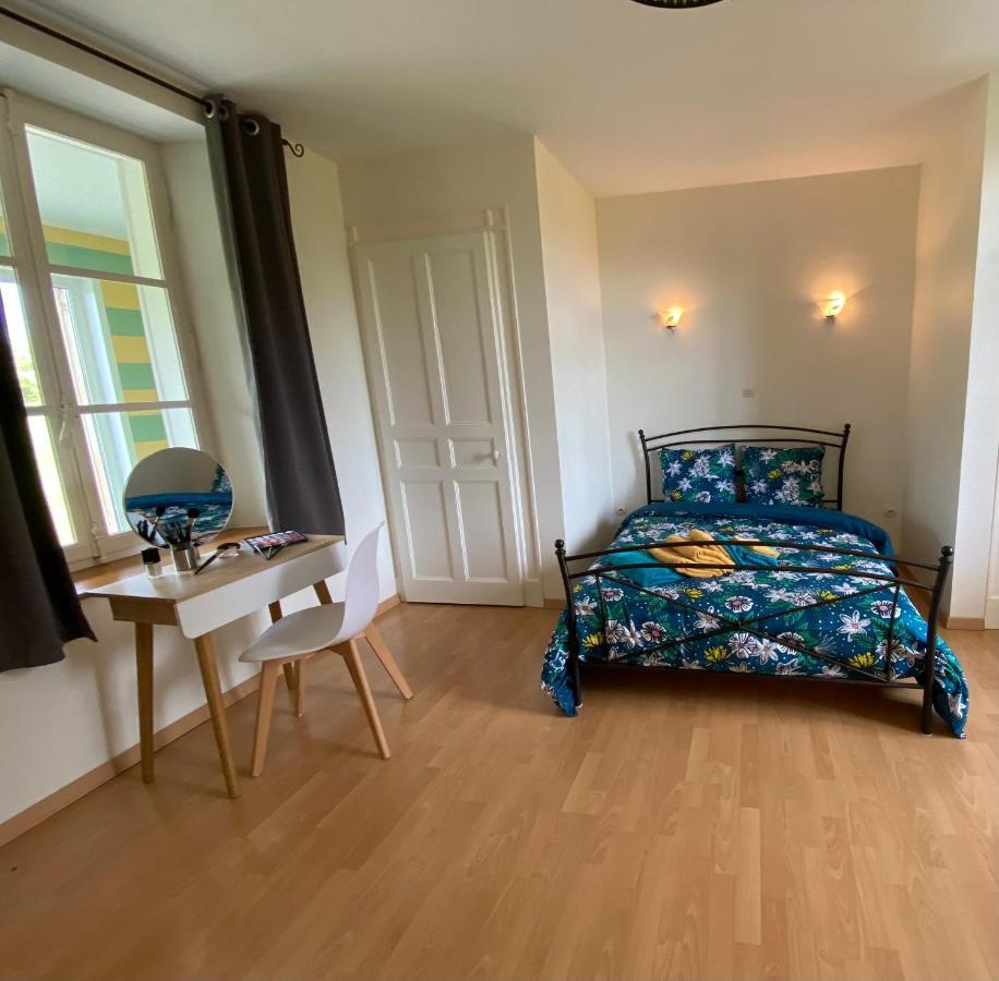 Villa Sainte Barbe Mirecourt Bagian luar foto