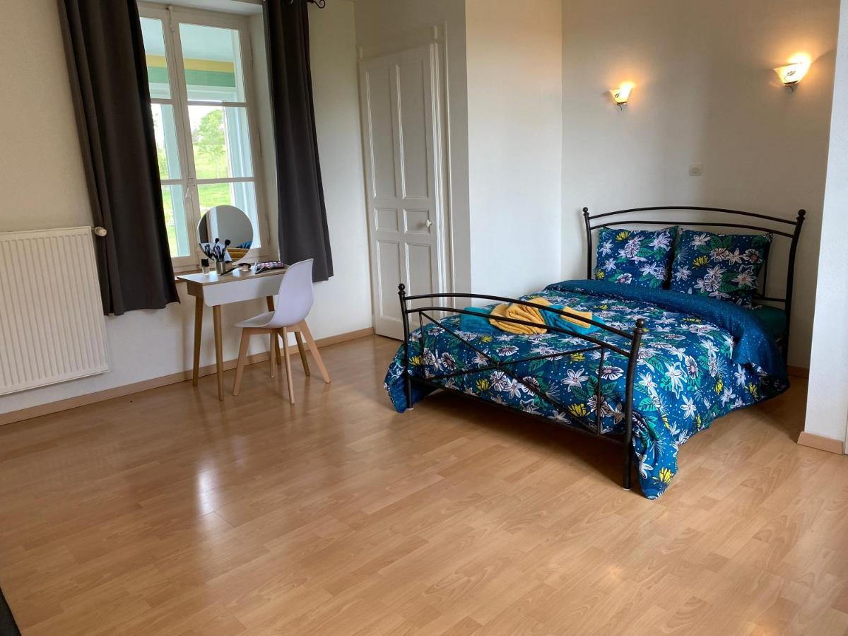 Villa Sainte Barbe Mirecourt Bagian luar foto