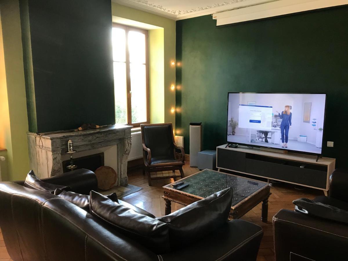 Villa Sainte Barbe Mirecourt Bagian luar foto