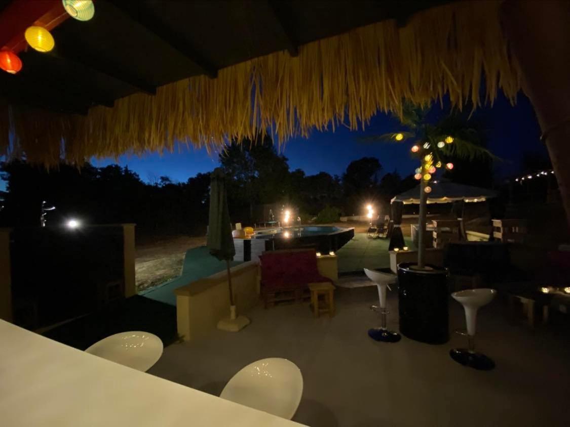 Villa Sainte Barbe Mirecourt Bagian luar foto