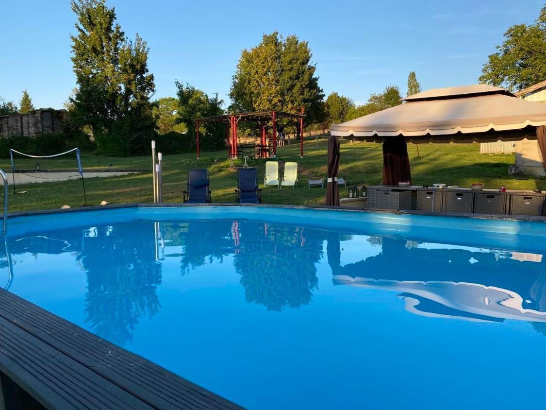 Villa Sainte Barbe Mirecourt Bagian luar foto